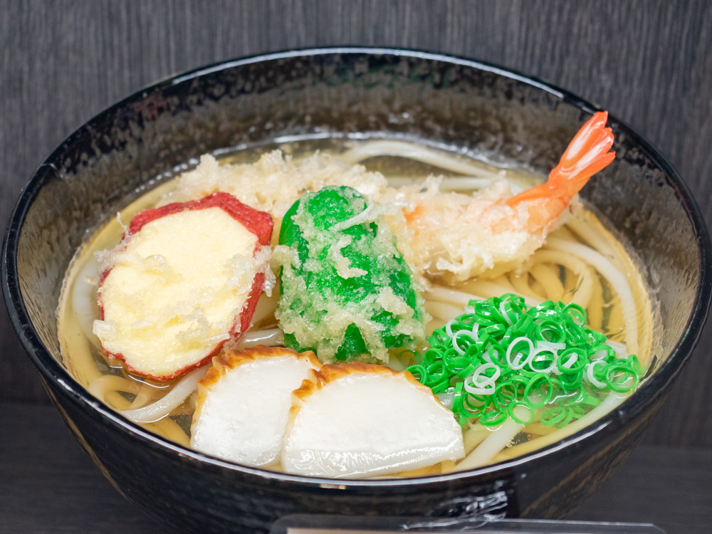すぎ茶屋:天ぷらうどん(食品サンプル)