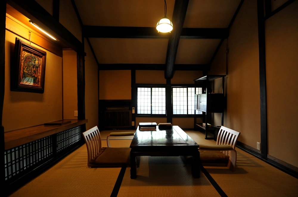 旅館くらしき 巽の間