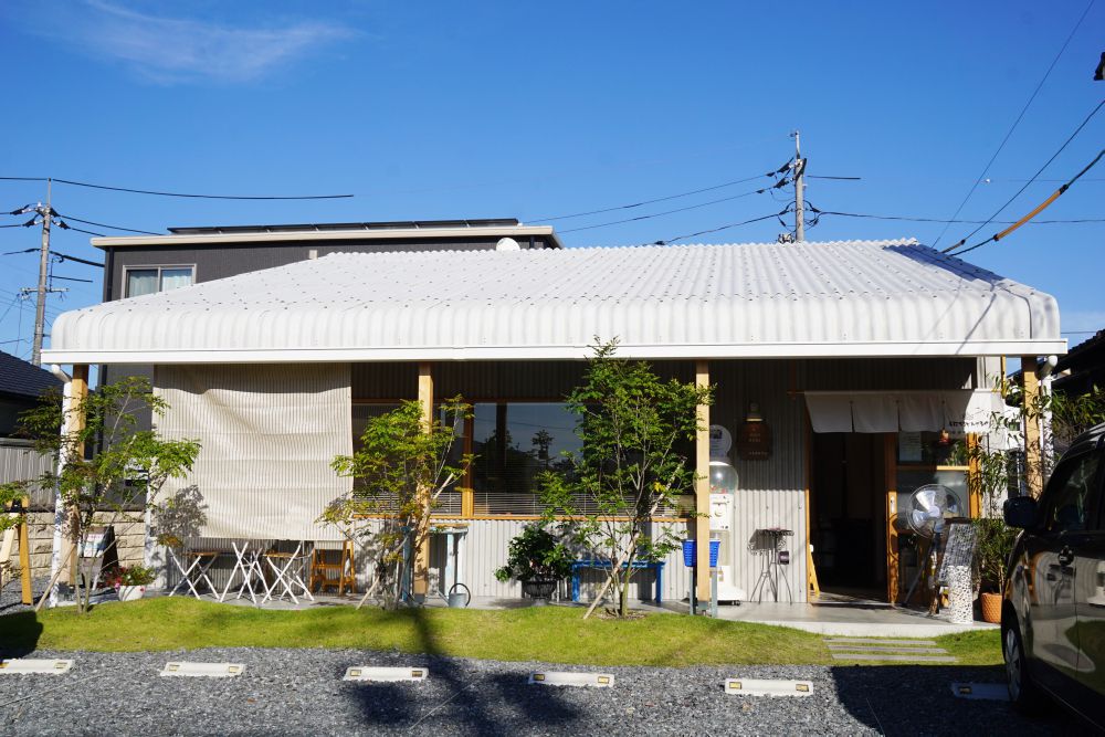 手打ちうどんさる 外観
