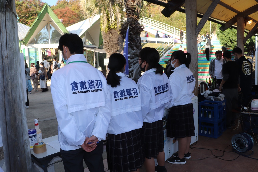 鷲羽山ハイランドでの販売のようす3