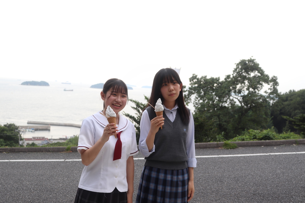 倉敷鷲羽高校と高梁城南高校の生徒がコラボで作ったブルーベリージェラート