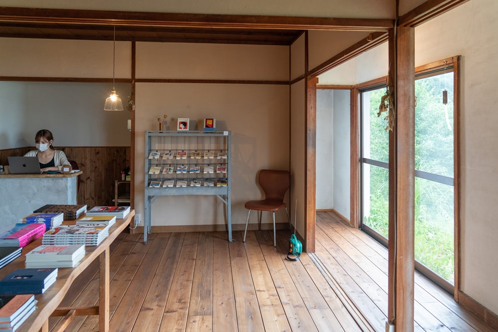 aru 店内