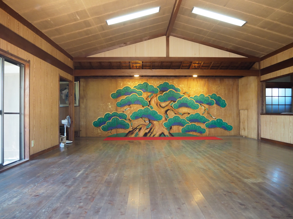 つくぼ片山家_能舞台