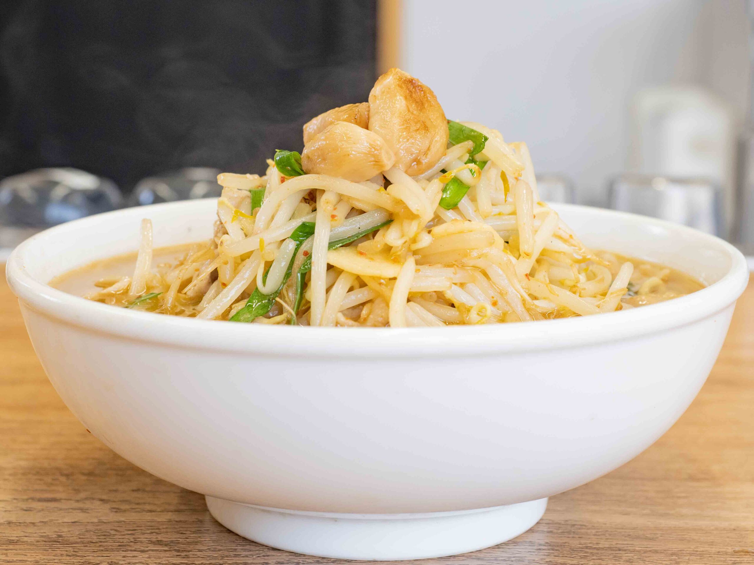 ベトコランラーメン 倉敷新京:ベトコンラーメン(醬油)
